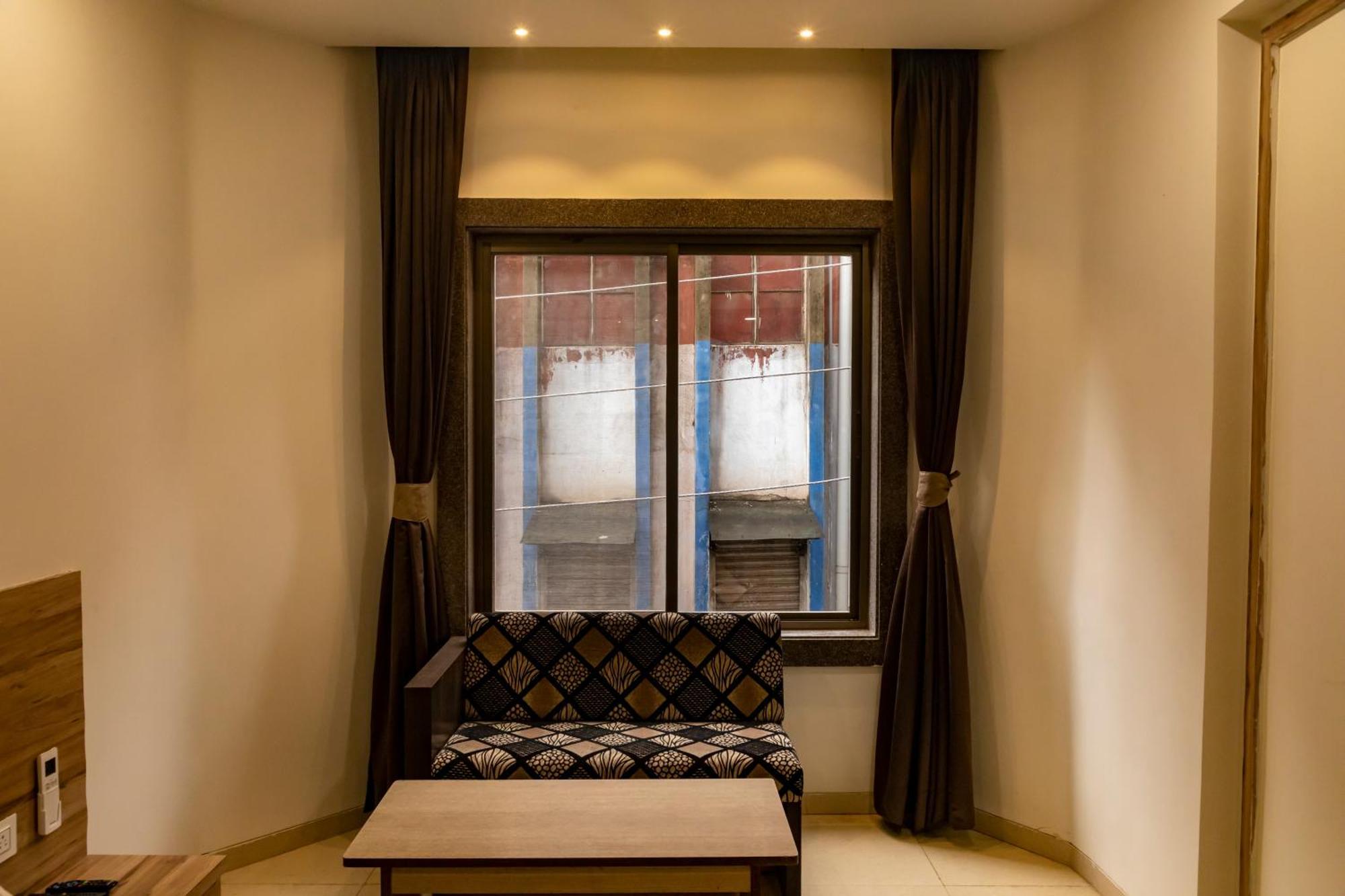 Hotel Adarsh Palace Bhopal Exterior foto